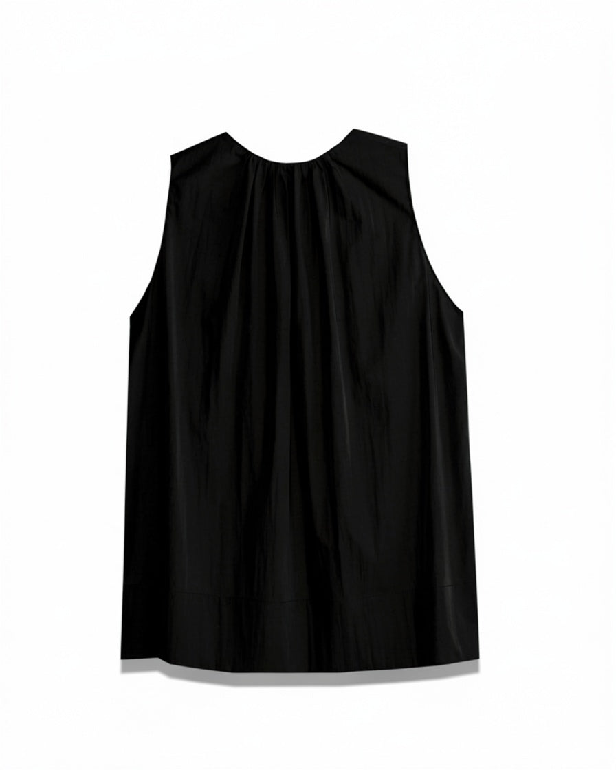 Sleeveless Shirt with Gatherings