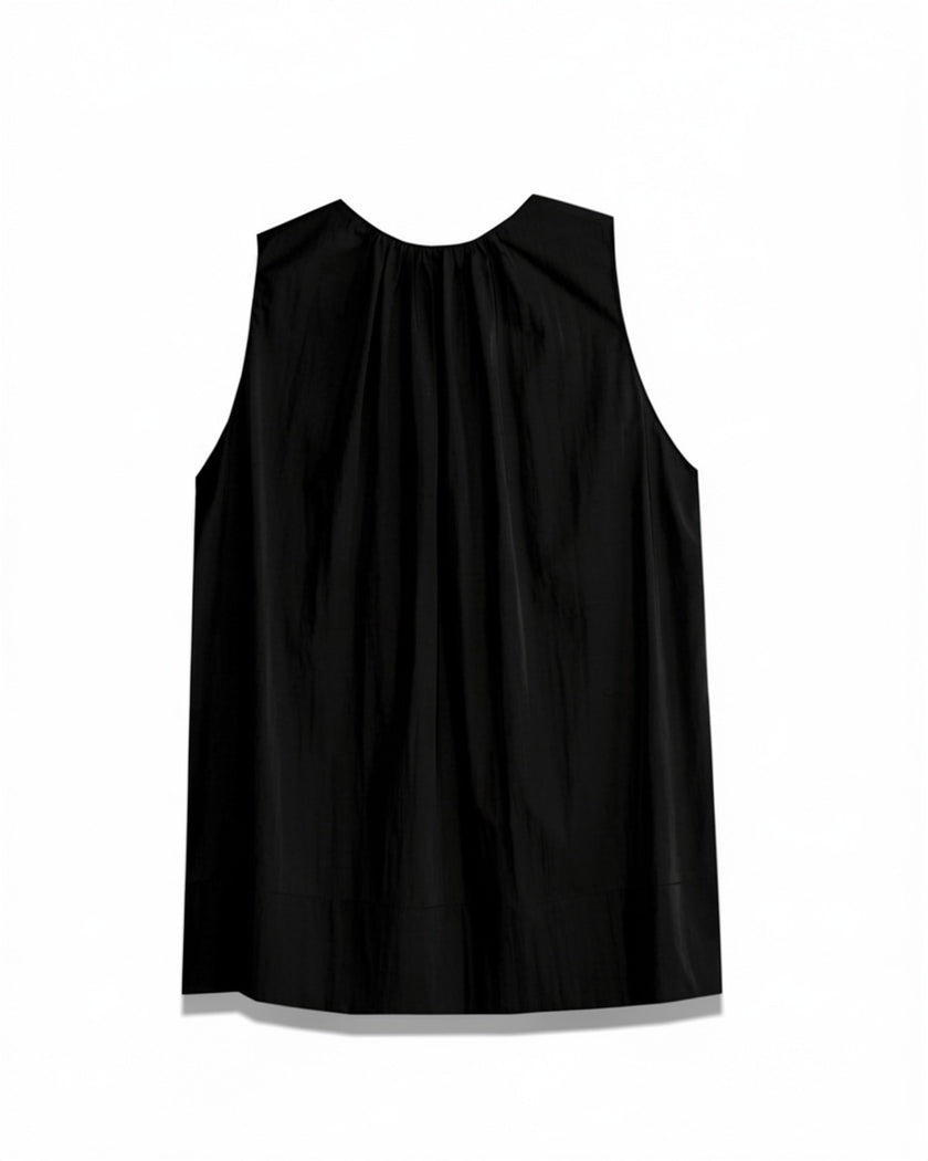 Sleeveless Shirt with Gatherings