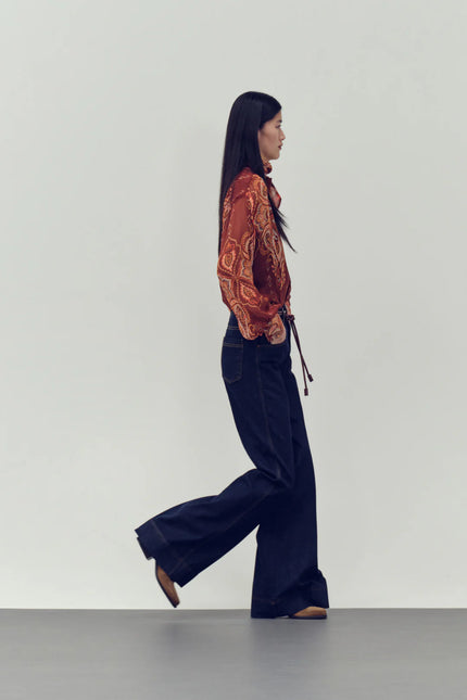 Wide Leg Blue Jeans