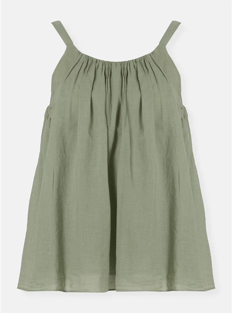 Sleeveless Top with Pleats