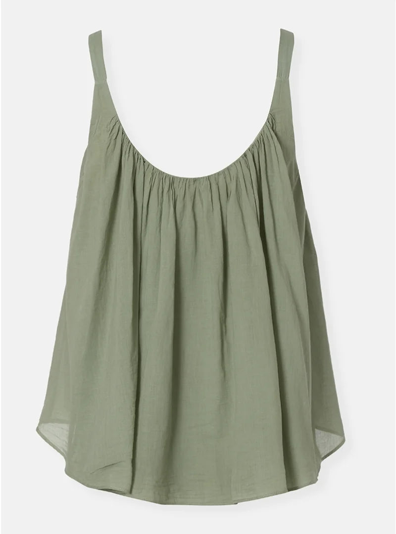 Sleeveless Top with Pleats